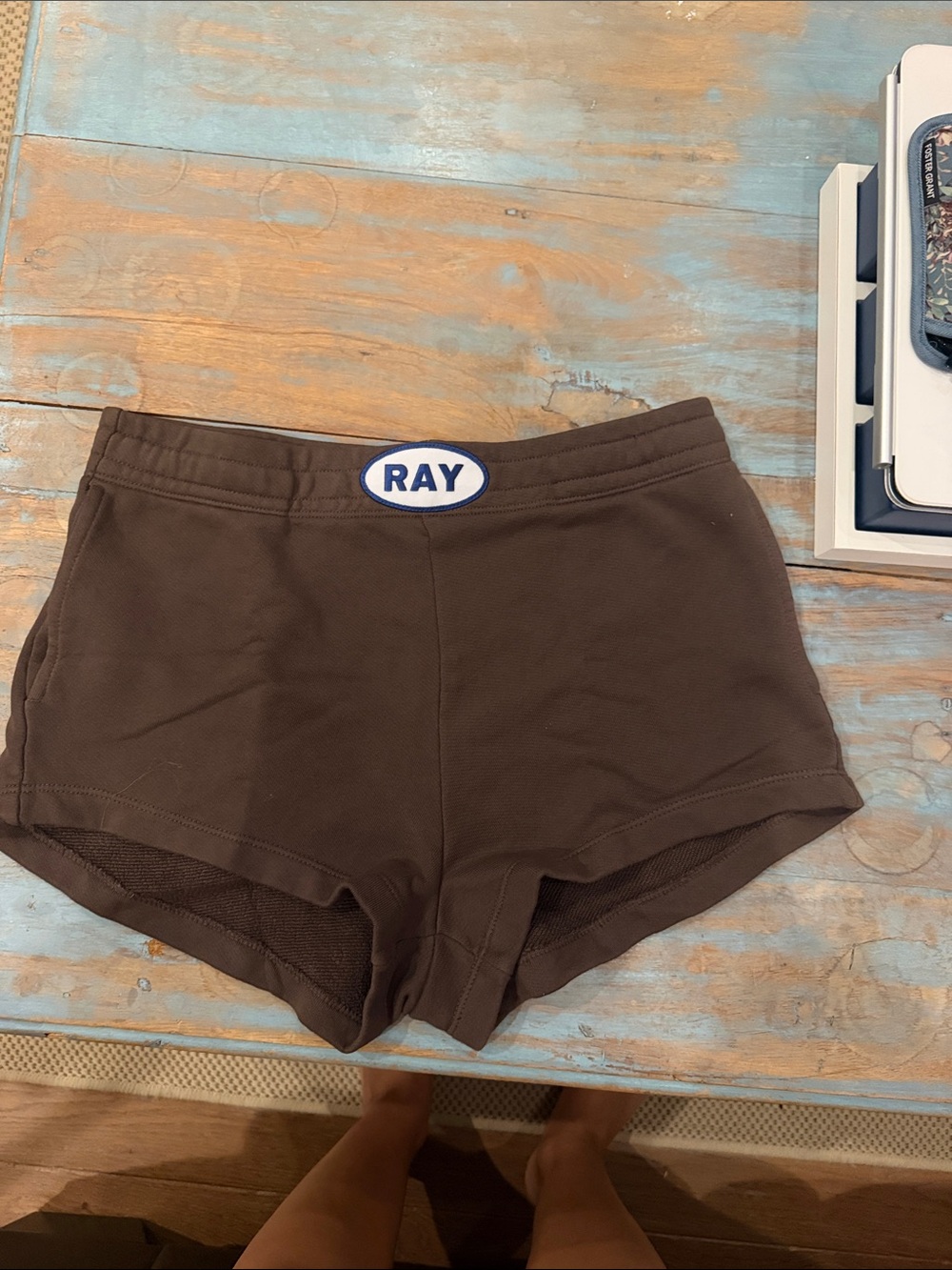Ray shorts- coconut size medium